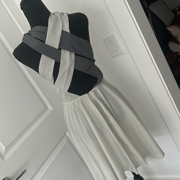 Samantha Pleet for Anthropolgie- Made in Kind - Picture 8 of 14